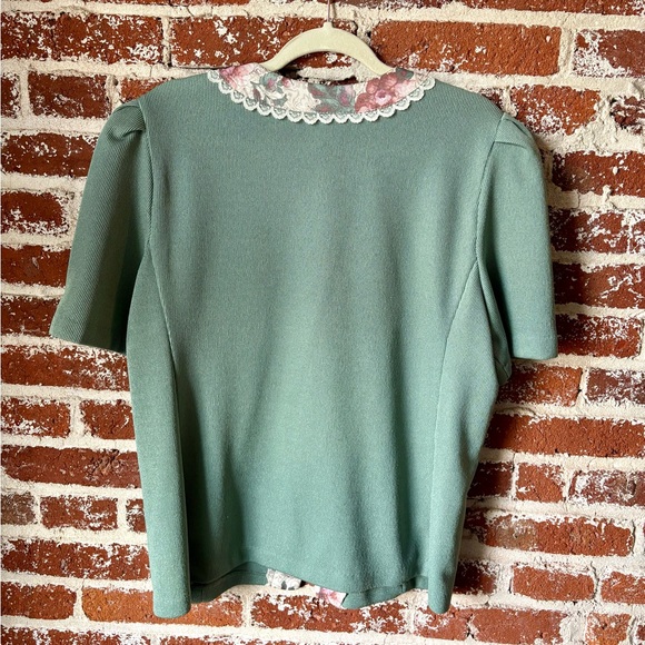 80s Vintage Good Times Sage Green Preppy Floral Button Down Blouse - Picture 8 of 8